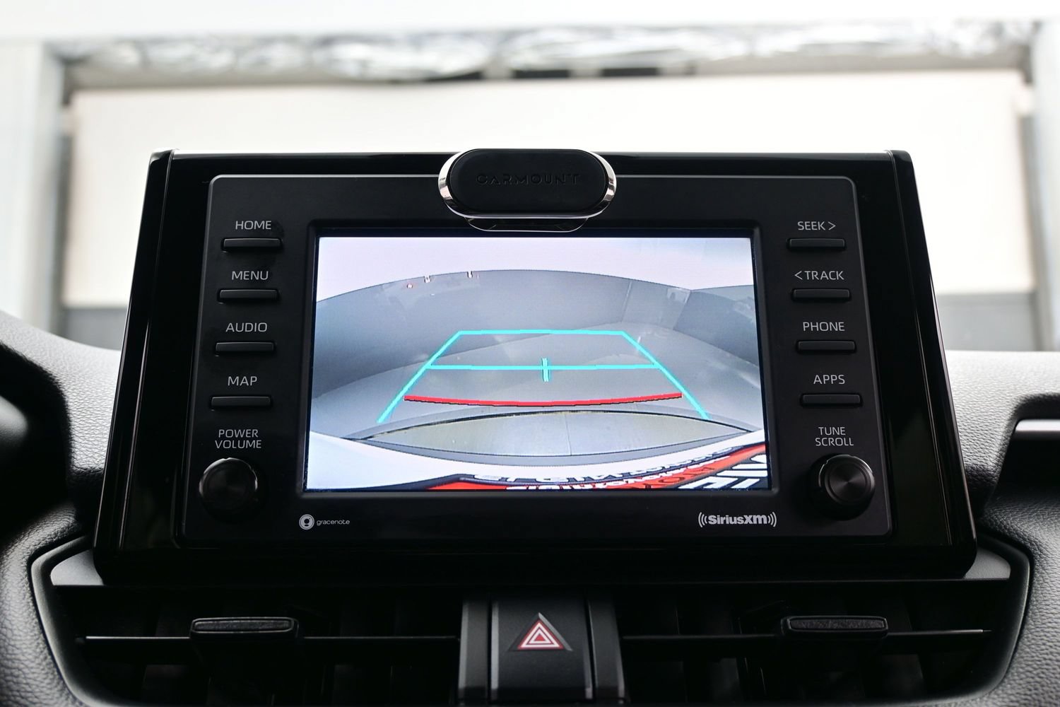 Used 2022 Toyota RAV4 XLE AWD/4WD image 18