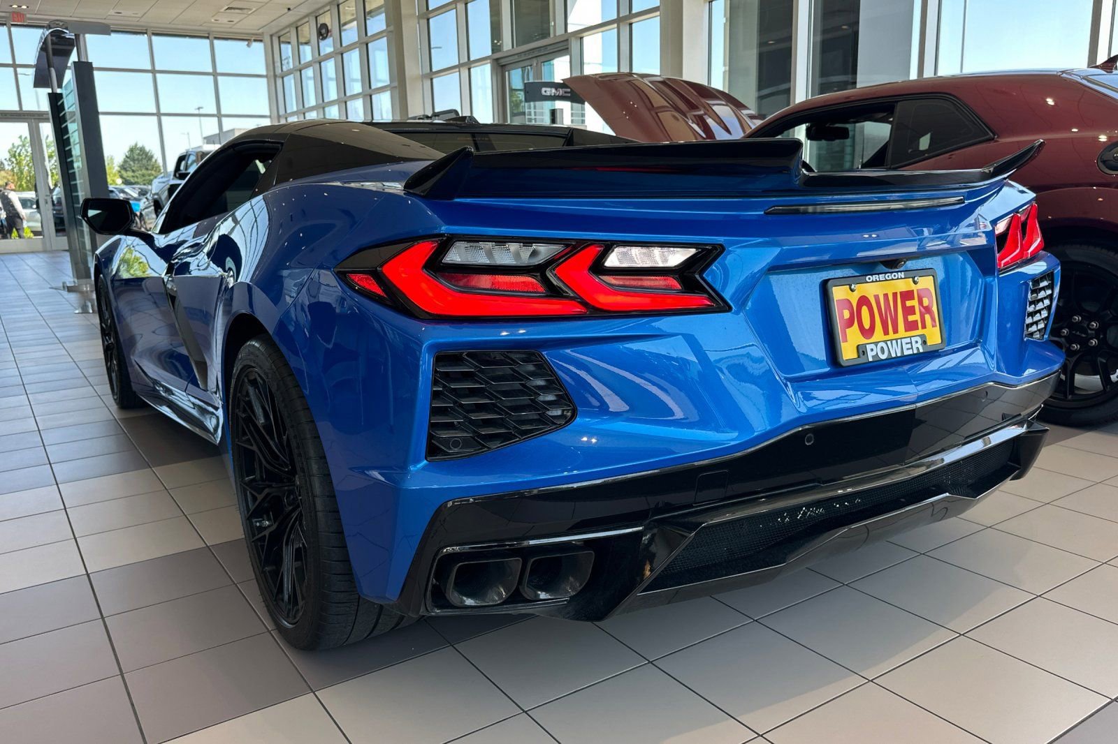 Used 2024 Chevrolet Corvette Stingray Preferred Conv w/ Stealth Interior Trim Package RWD image 25