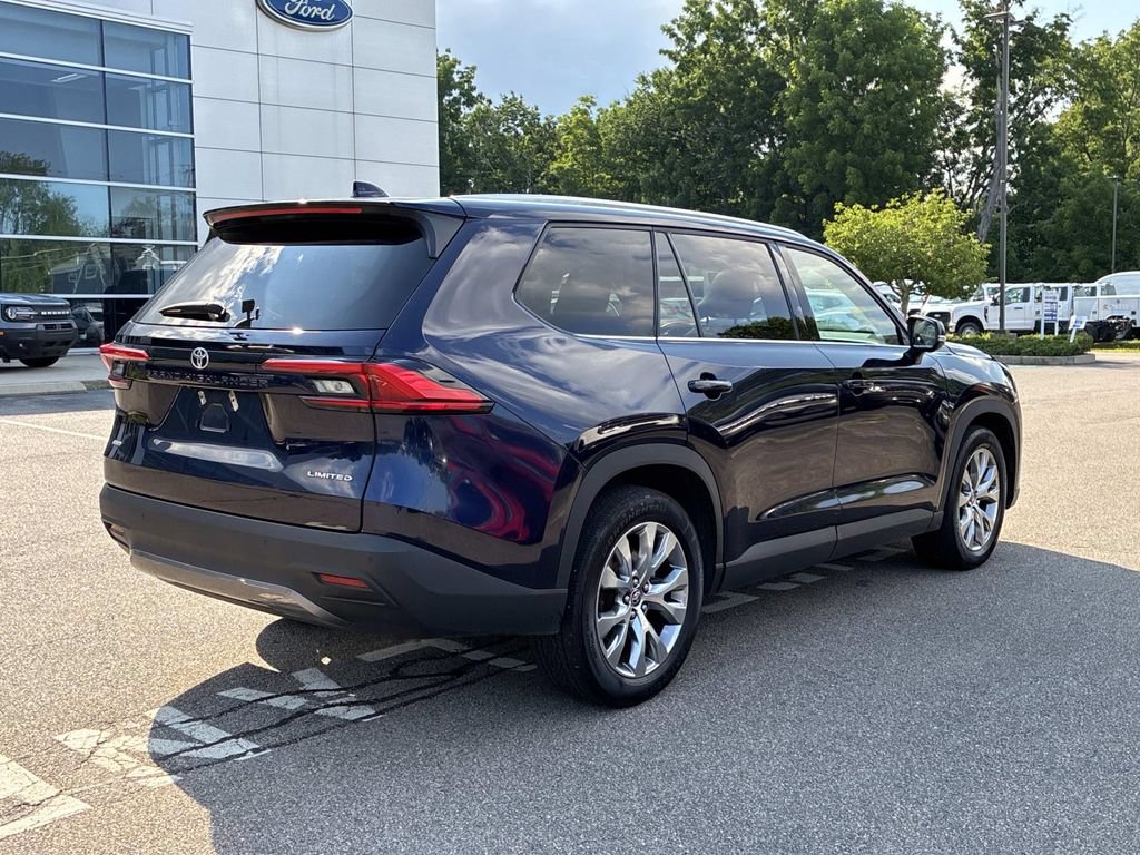 Used 2024 Toyota Grand Highlander AWD image 7