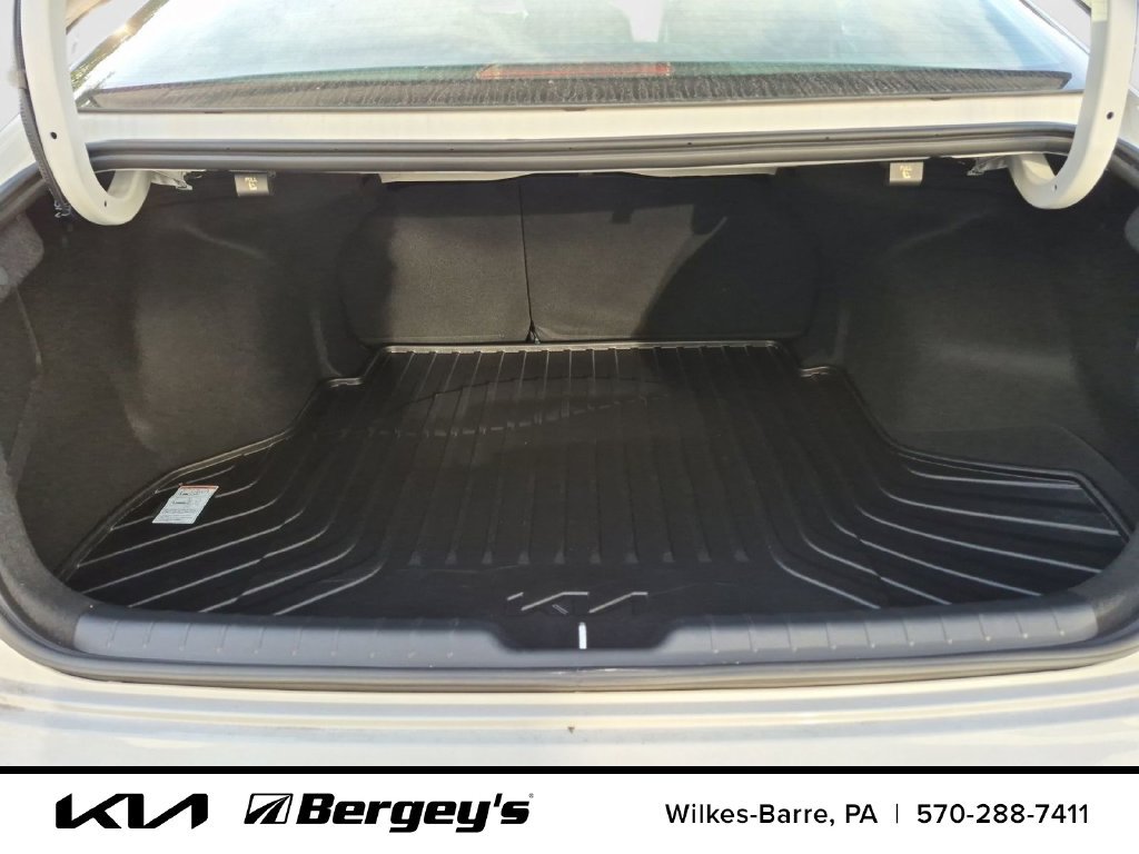 Certified 2025 Kia K4 EX FWD image 32