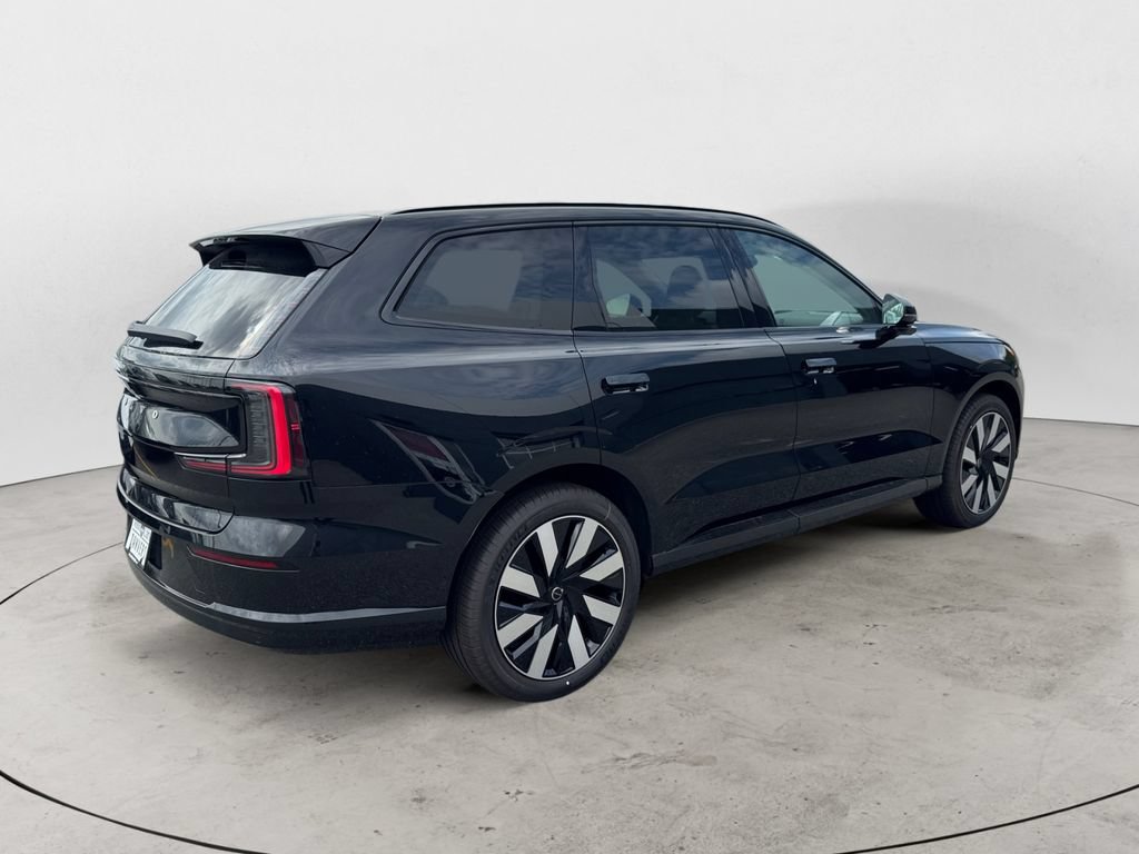 New 2026 Volvo EX90 Plus AWD/4WD image 7