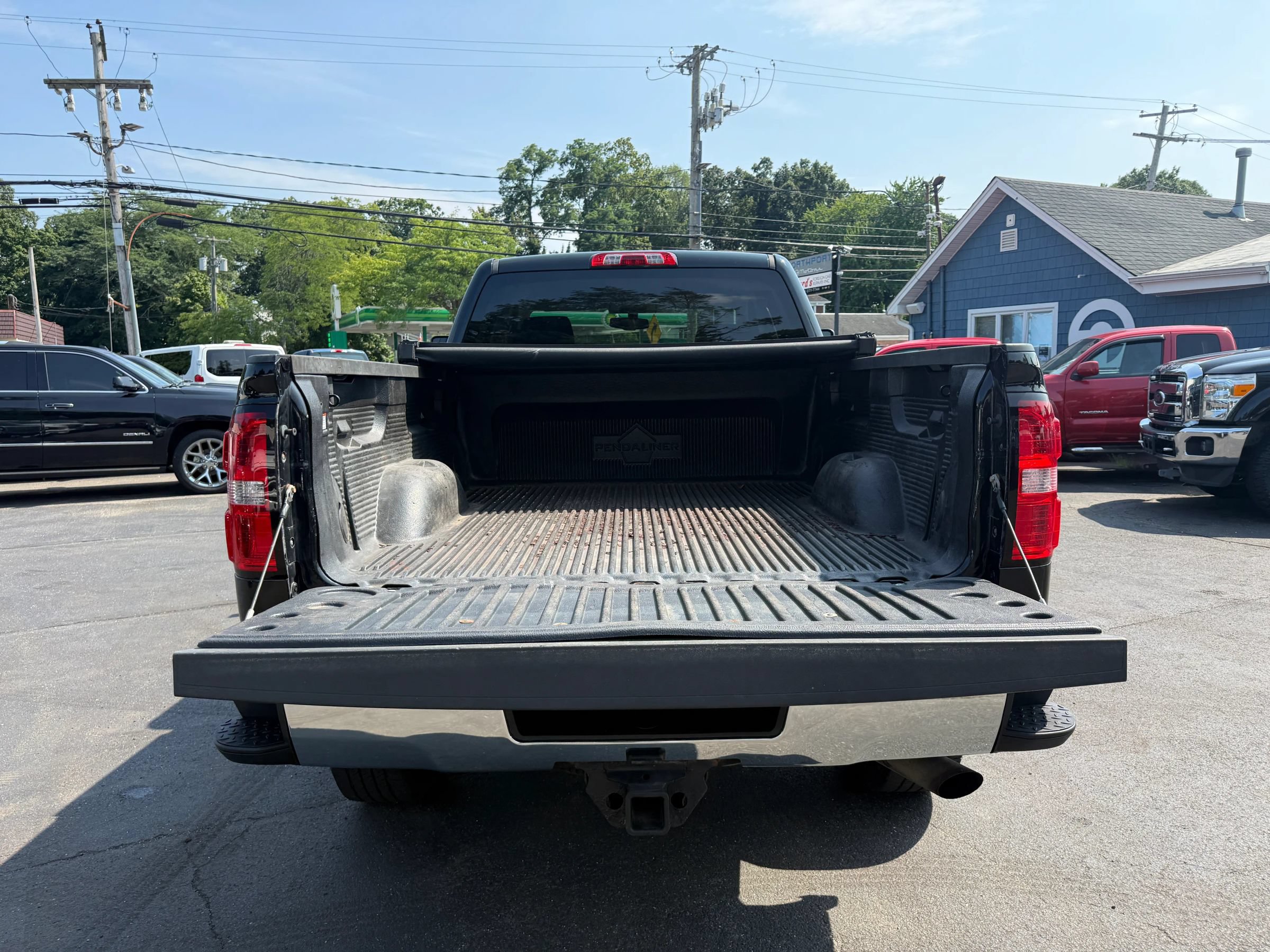 Used 2016 GMC Sierra 2500 SLE w/ SLE Preferred Package AWD/4WD image 22
