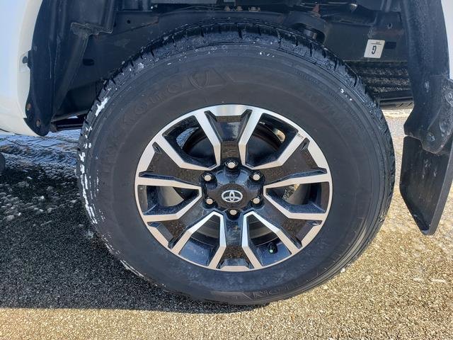 Used 2023 Toyota Tacoma TRD Sport image 27