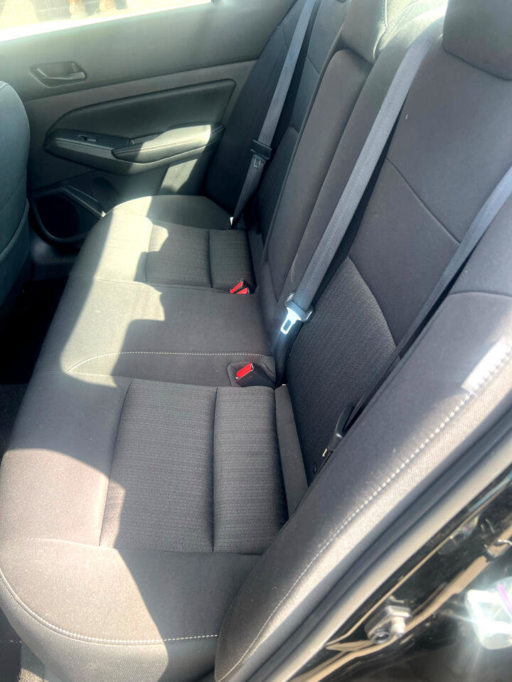 Used 2024 Nissan Altima 2.5 SV image 9