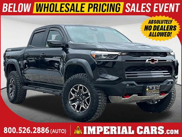 Used 2025 Chevrolet Colorado ZR2 image 1