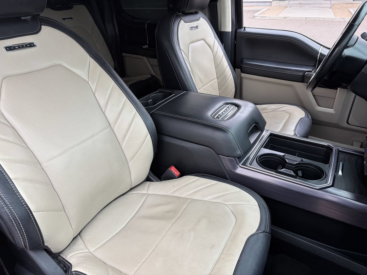Used 2020 Ford F350 Limited AWD/4WD image 11