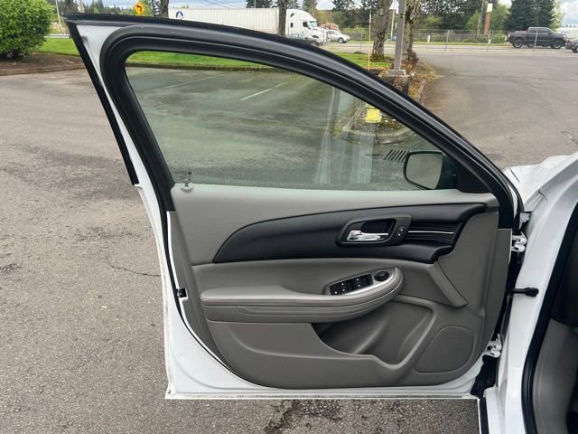 Used 2015 Chevrolet Malibu LS w/ Protection Package FWD image 17