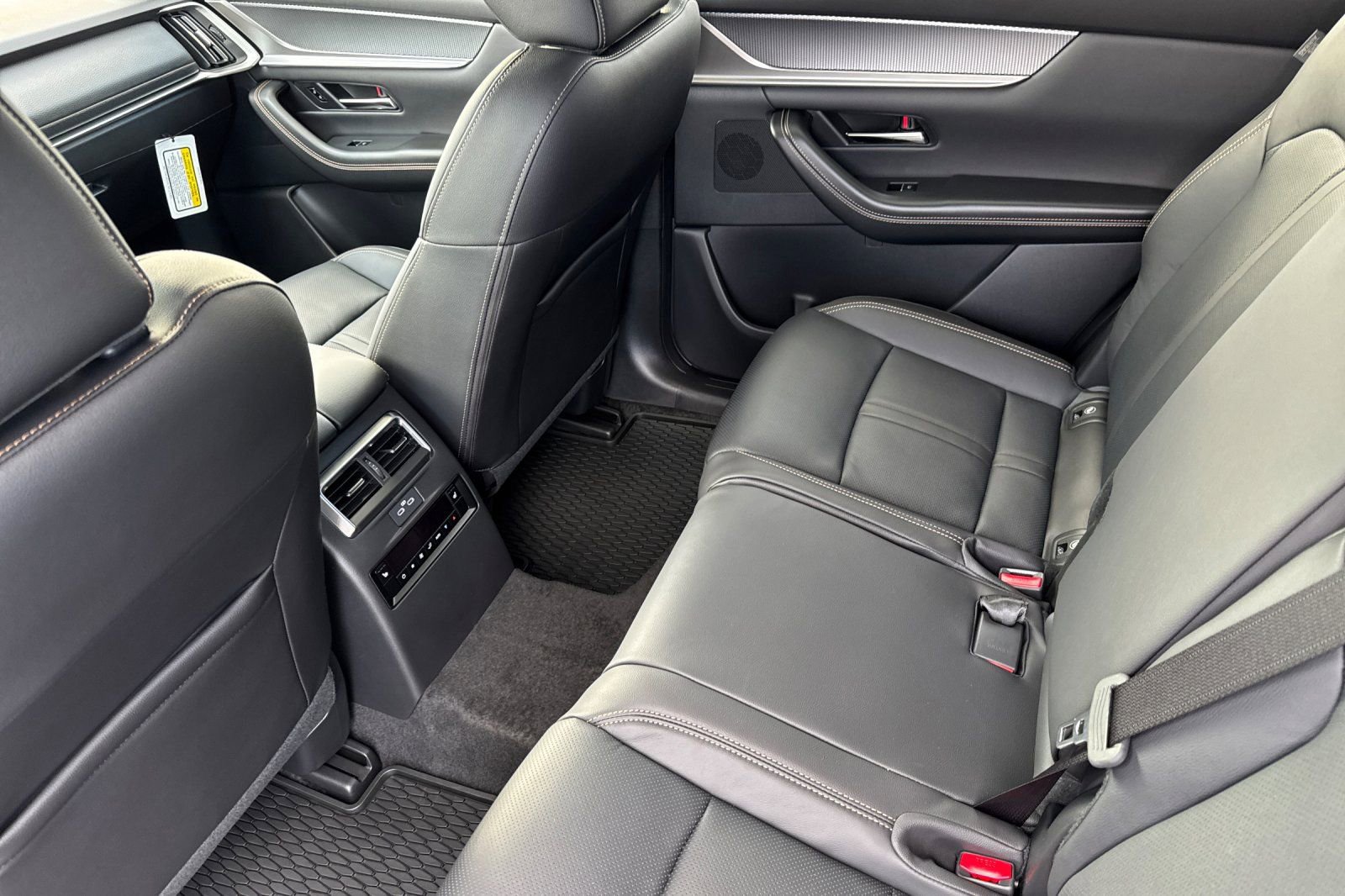 New 2026 MAZDA CX-90 3.3 Turbo w/ Premium Sport Pkg image 9