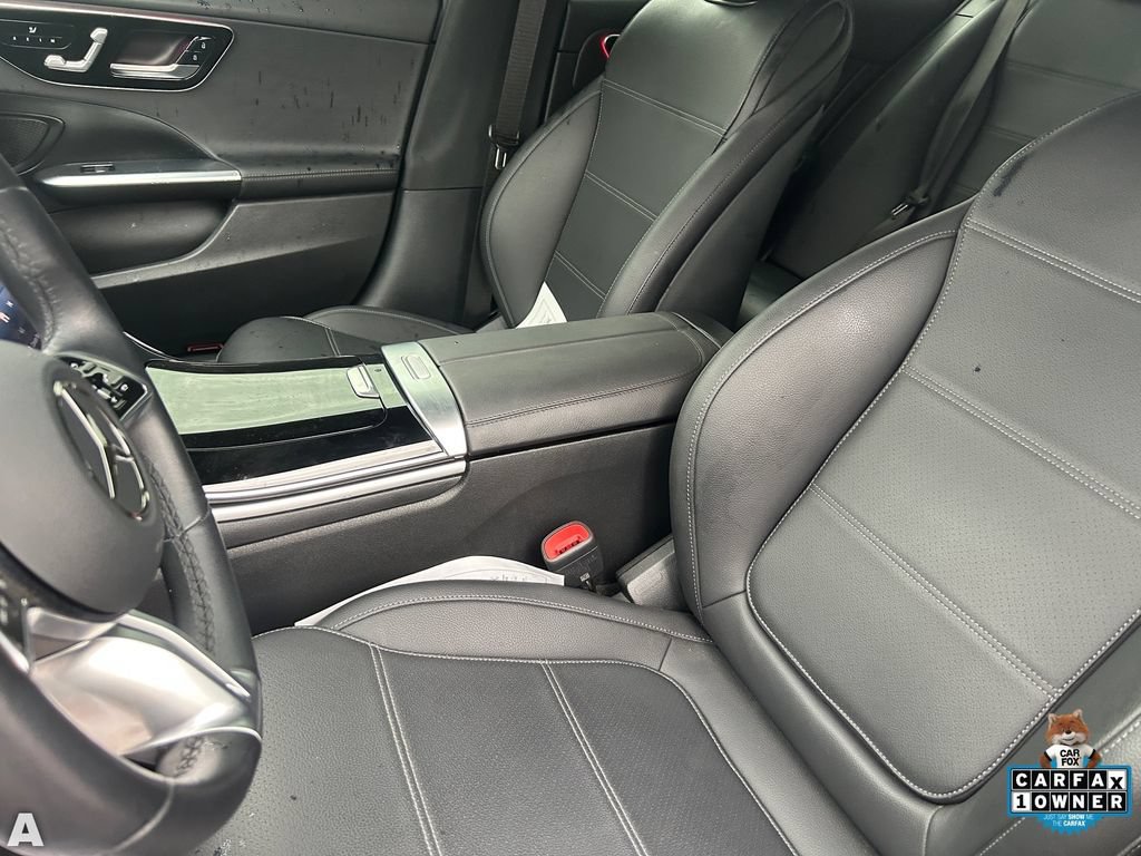 Used 2025 Mercedes-Benz C 300 4MATIC Sedan image 18