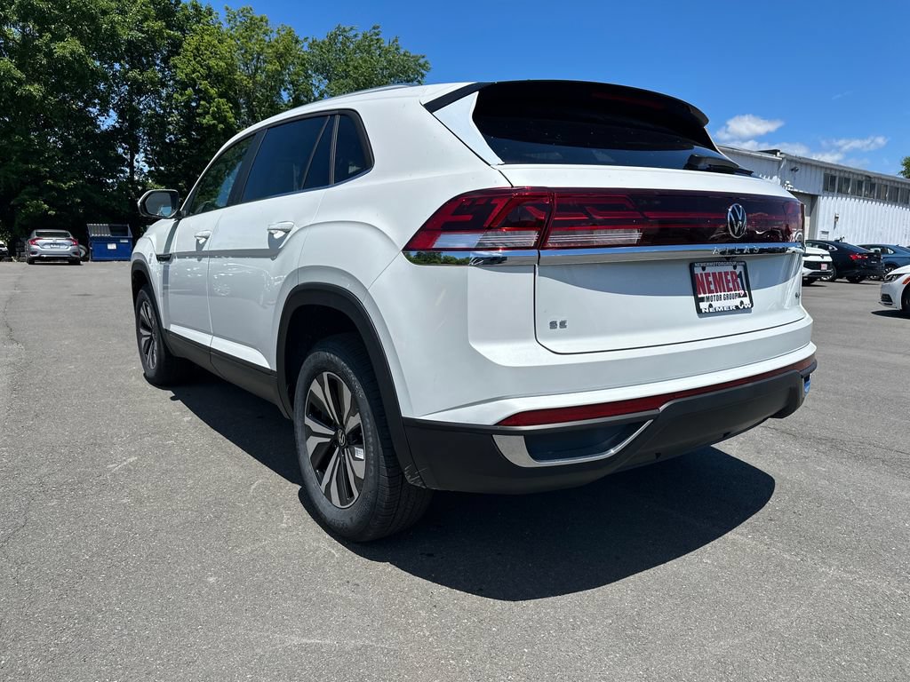 New 2026 Volkswagen Atlas Cross Sport SE AWD/4WD image 2