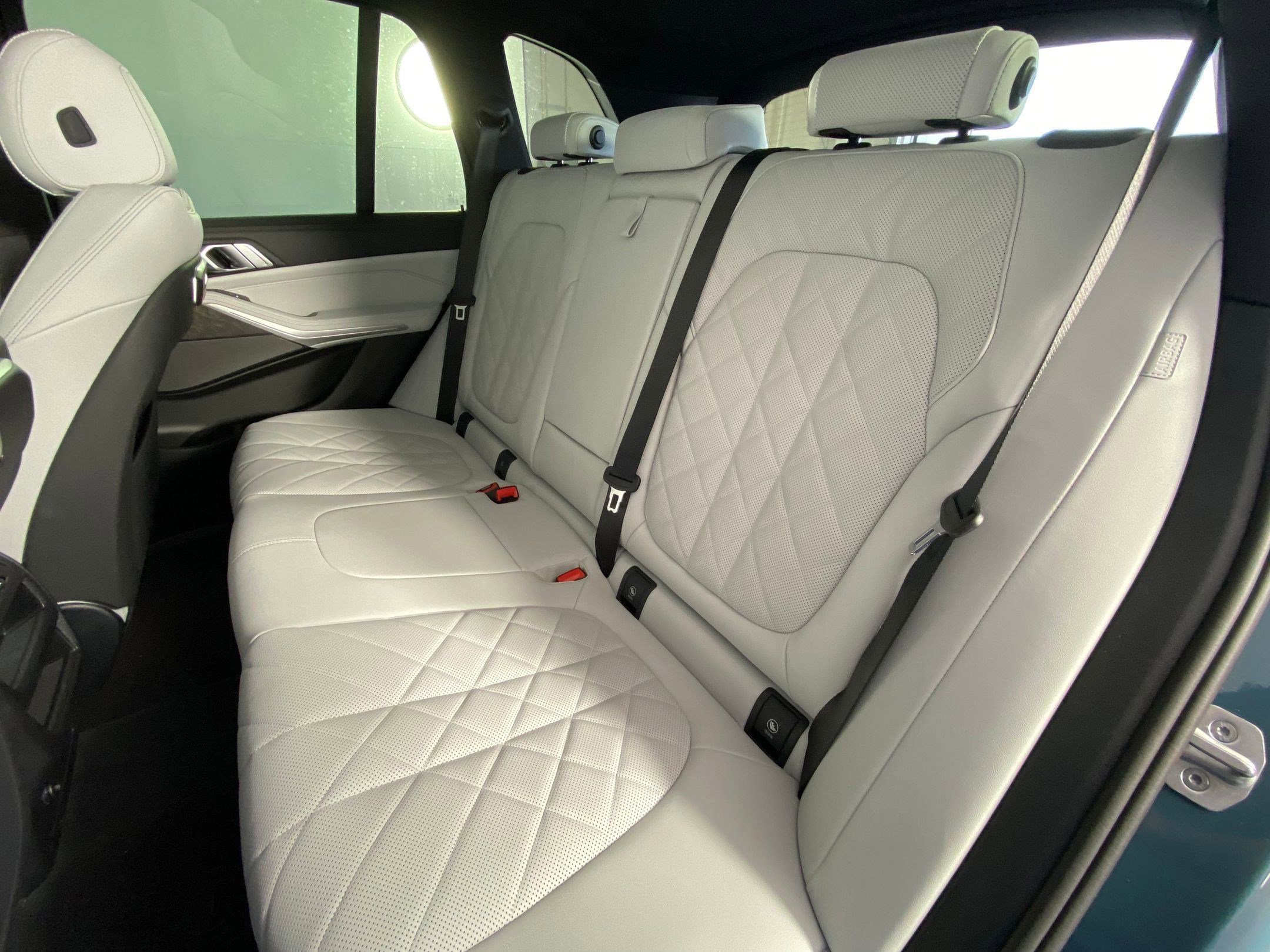 Used 2026 BMW X5 sDrive40i w/ Premium Package RWD image 12