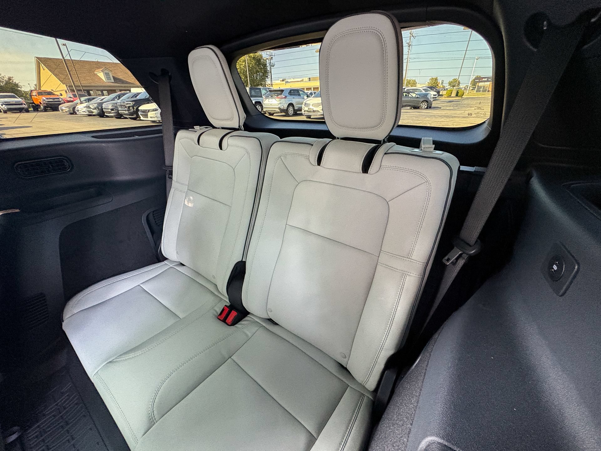 Used 2026 Lincoln Aviator Black Label w/ Dynamic Handling Package AWD/4WD image 25