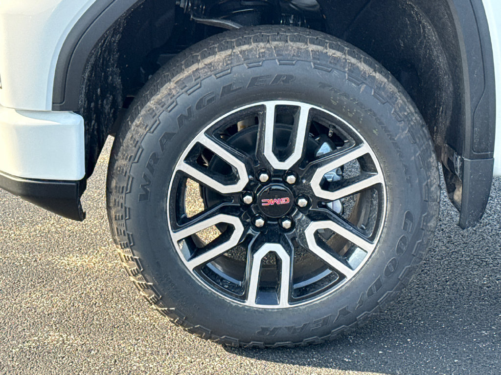 New 2026 GMC Sierra 1500 AT4 w/ AT4 Premium Package AWD/4WD image 11