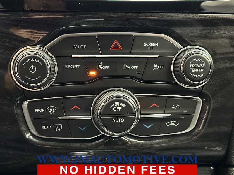 Used 2022 Chrysler 300 S image 25