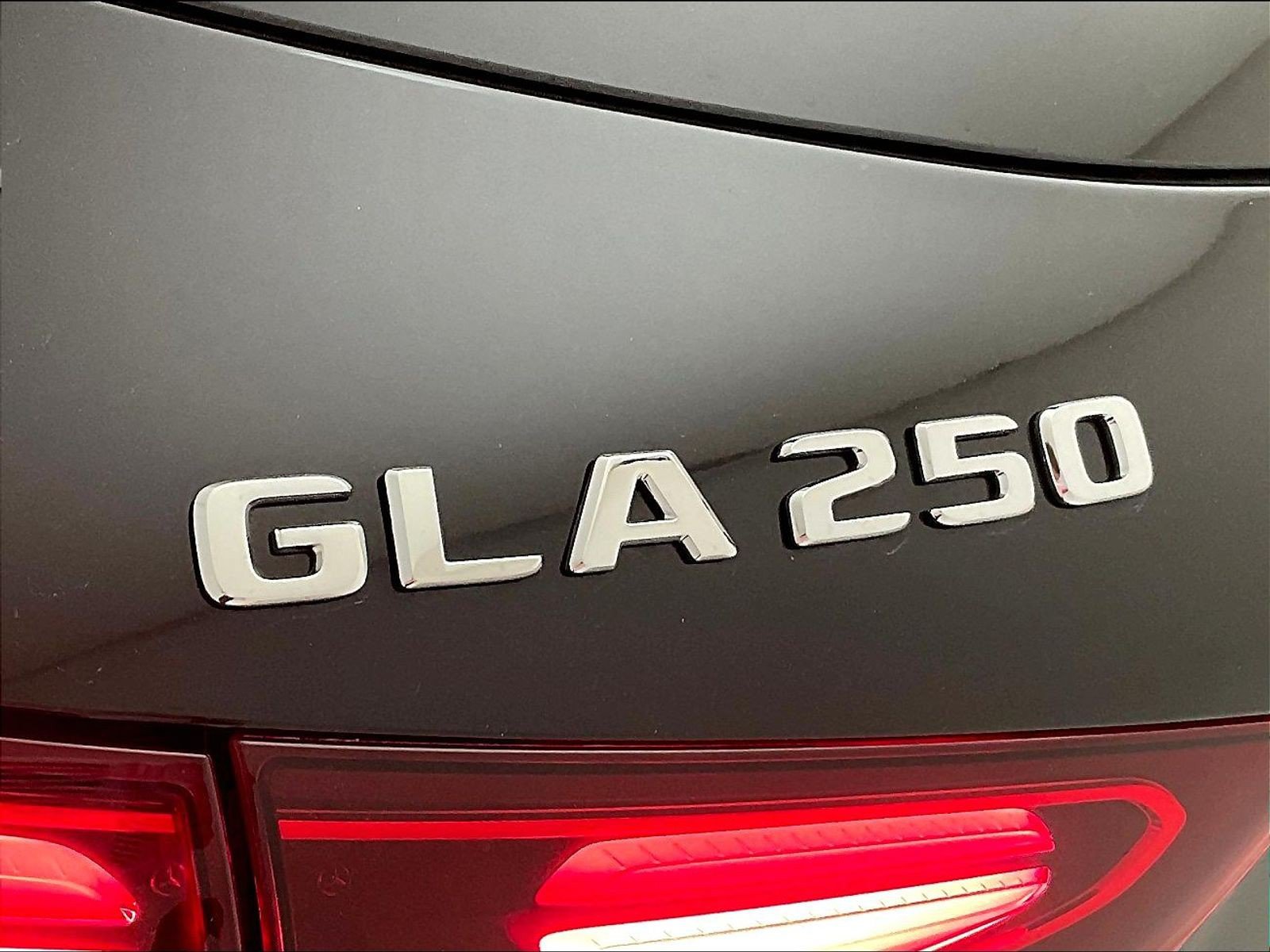 New 2026 Mercedes-Benz GLA 250 4MATIC image 13