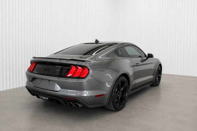 Used 2022 Ford Mustang GT w/ Equipment Group 301A RWD image 4