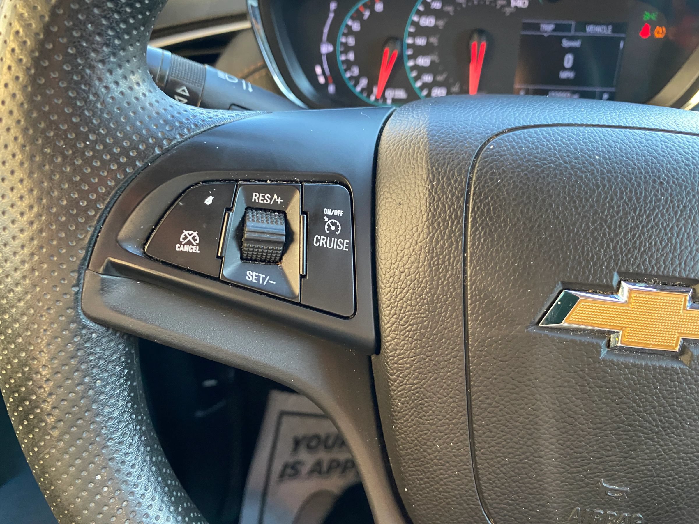 Used 2021 Chevrolet Trax LT AWD/4WD image 14