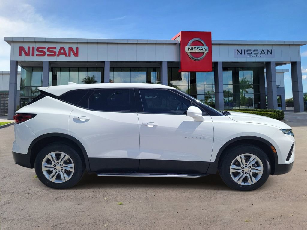 Used 2021 Chevrolet Blazer LT FWD image 3