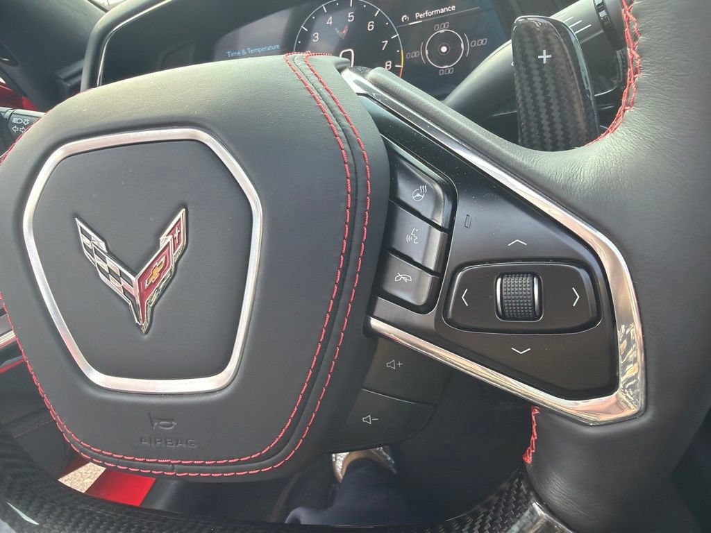Used 2025 Chevrolet Corvette Z06 w/ Stealth Interior Trim Package RWD image 23