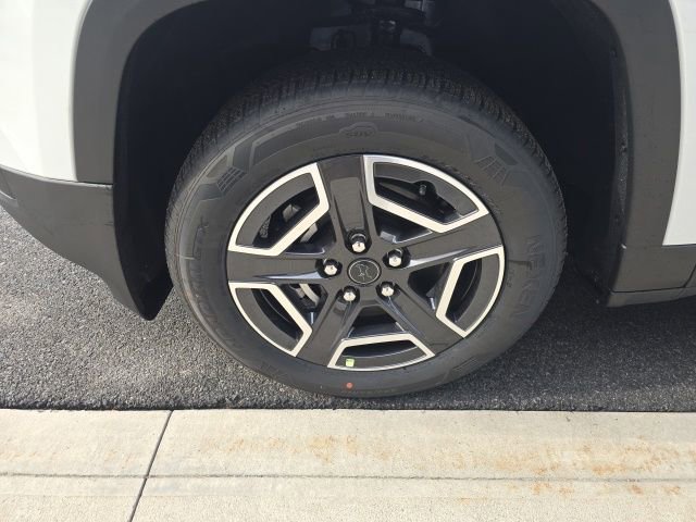 New 2026 Jeep Cherokee Laredo image 8