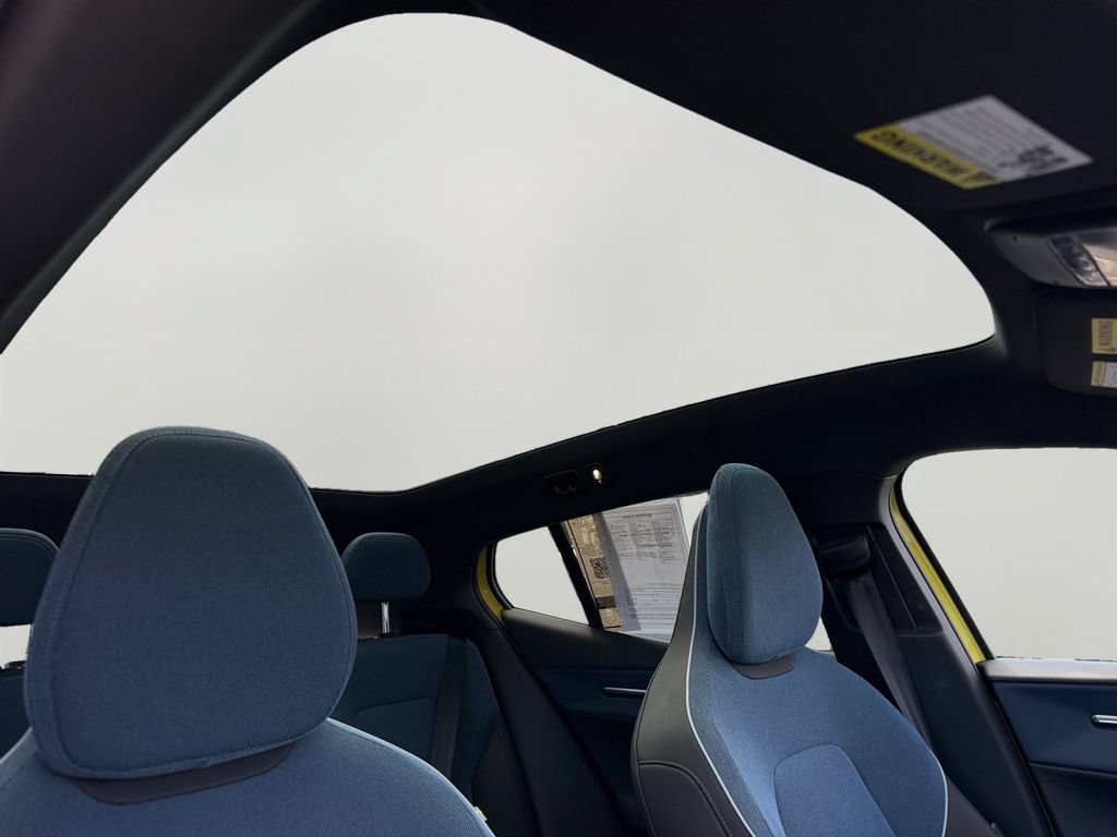 Certified 2025 Volvo EX30 Ultra AWD/4WD image 7