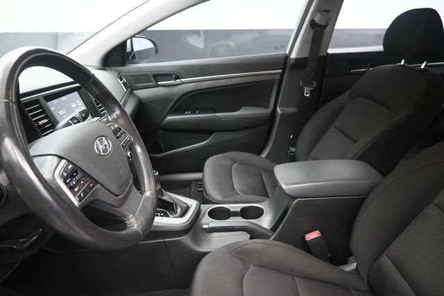 Used 2018 Hyundai Elantra Value Edition FWD image 17