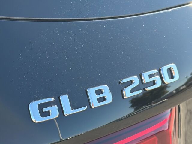 Certified 2025 Mercedes-Benz GLB 250 image 34