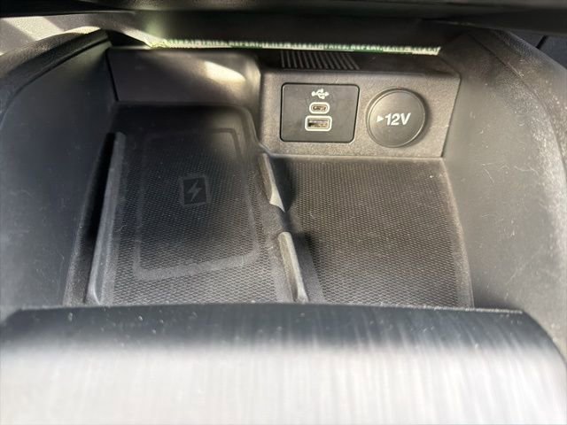 Certified 2024 Ford Escape ST-Line Elite AWD/4WD image 22