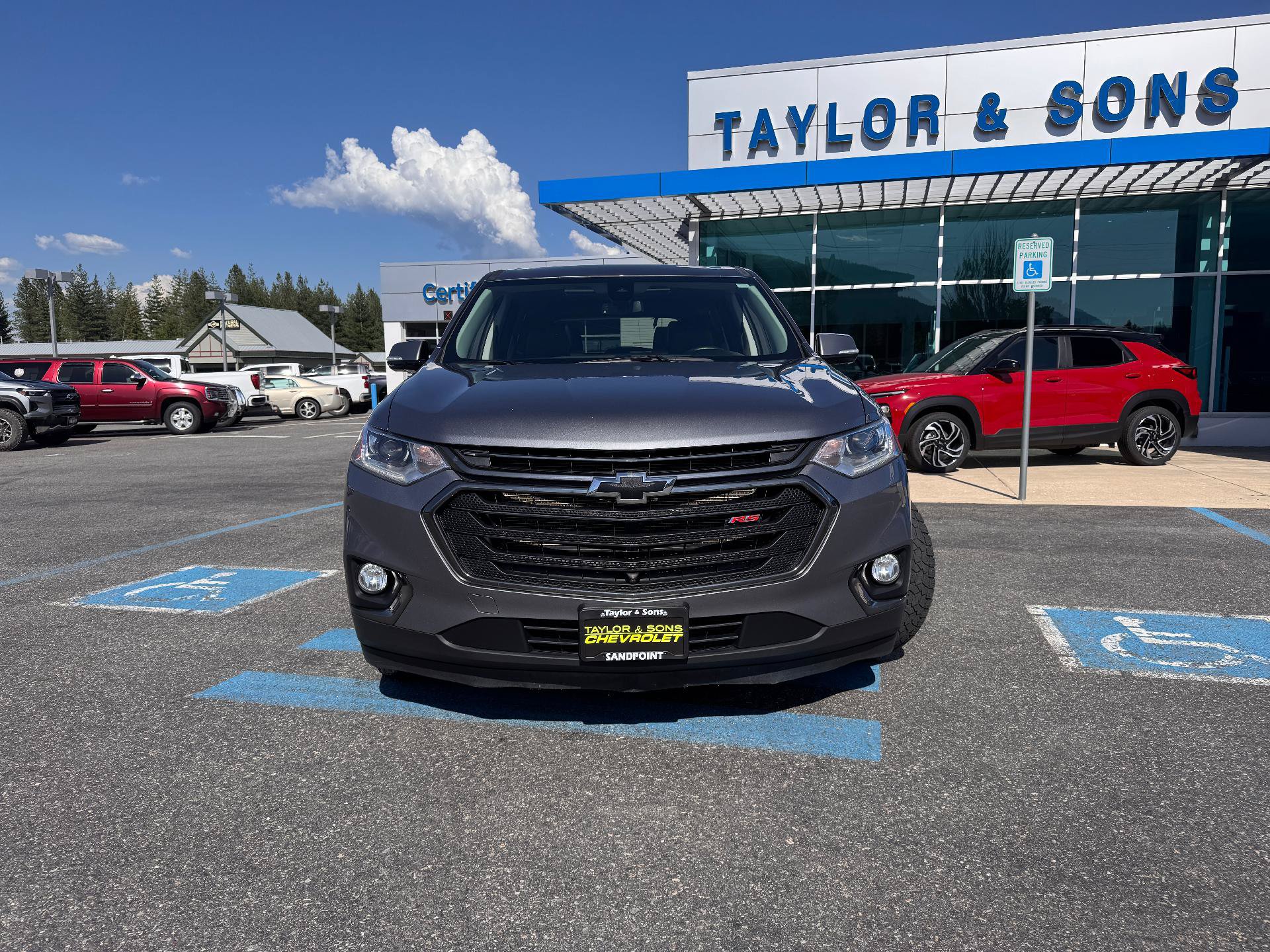 Used 2020 Chevrolet Traverse RS AWD/4WD image 2