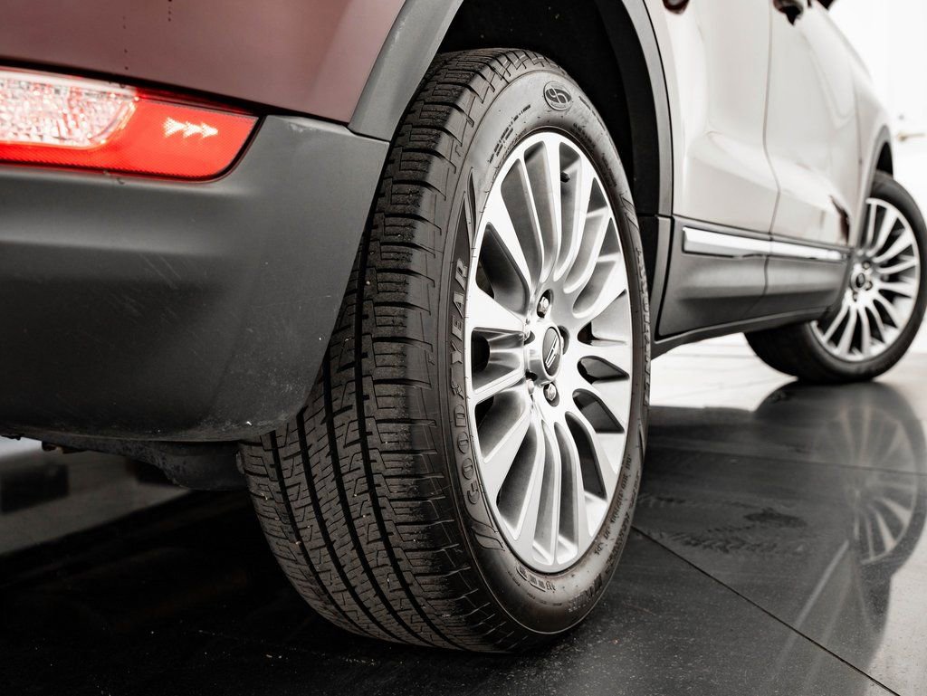 Used 2016 Lincoln MKC Reserve w/ Lincoln MKC Climate Package image 49