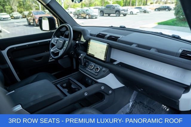 Used 2024 Land Rover Defender 130 S image 29