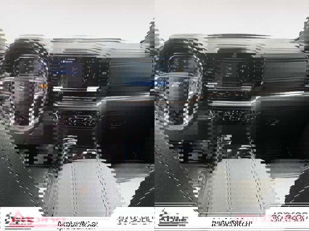 Used 2024 Chevrolet Silverado 1500 LT w/ Z71 Off-Road Package image 10