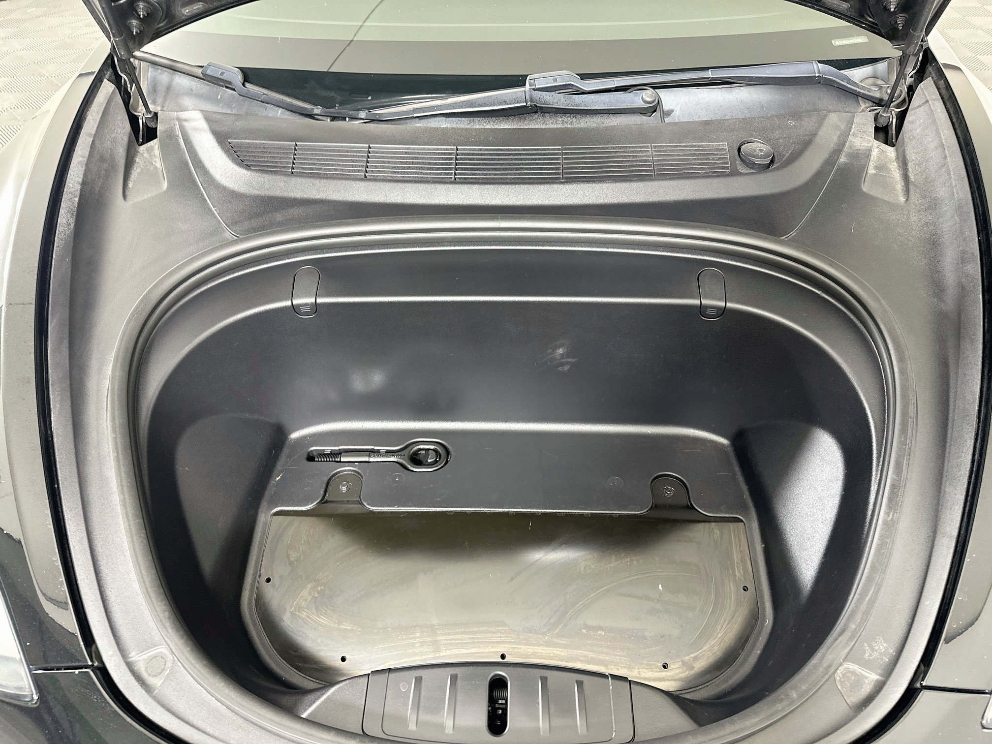Used 2019 Tesla Model 3 Standard Range Plus RWD image 32