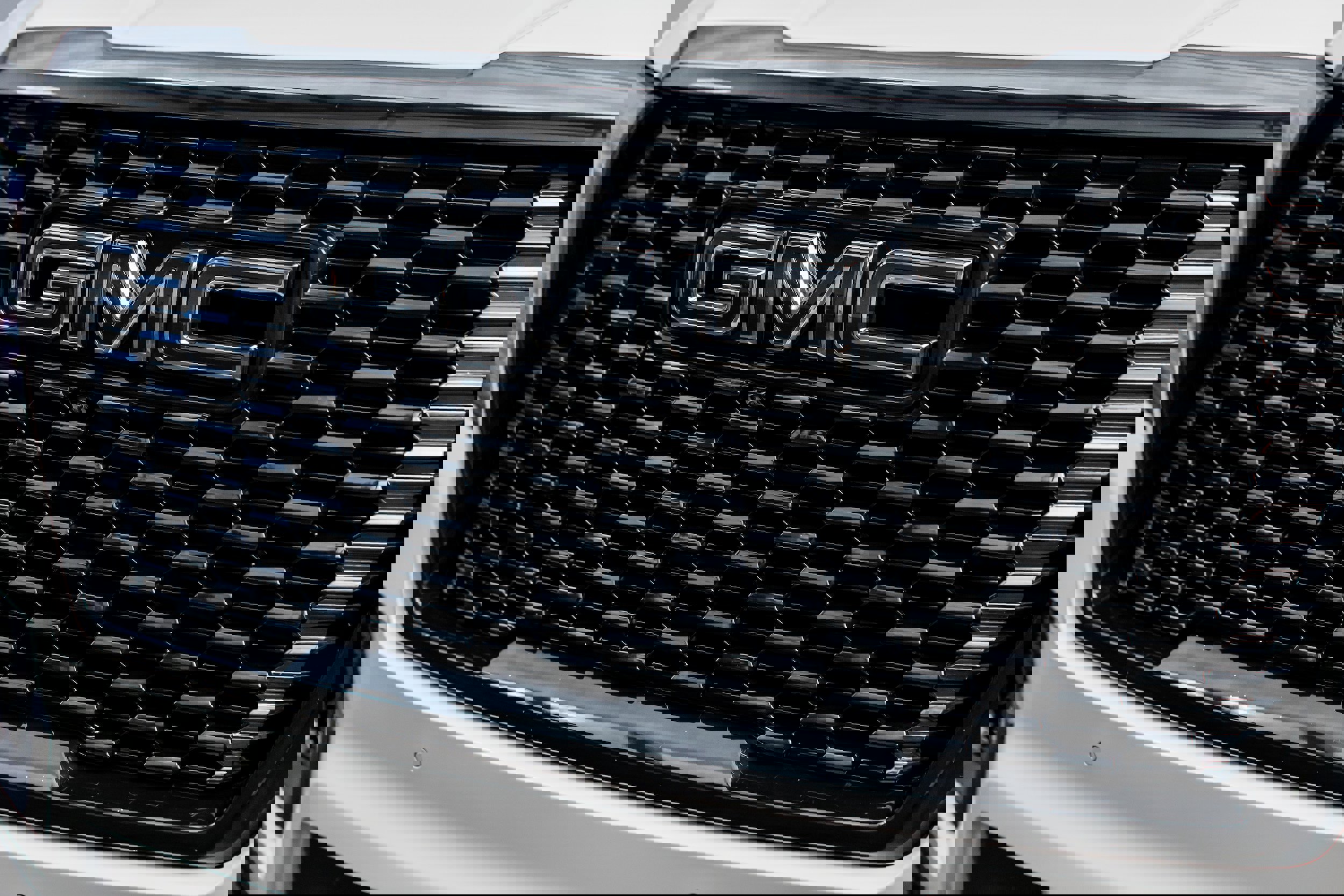 Used 2023 GMC Yukon XL Denali Ultimate image 4