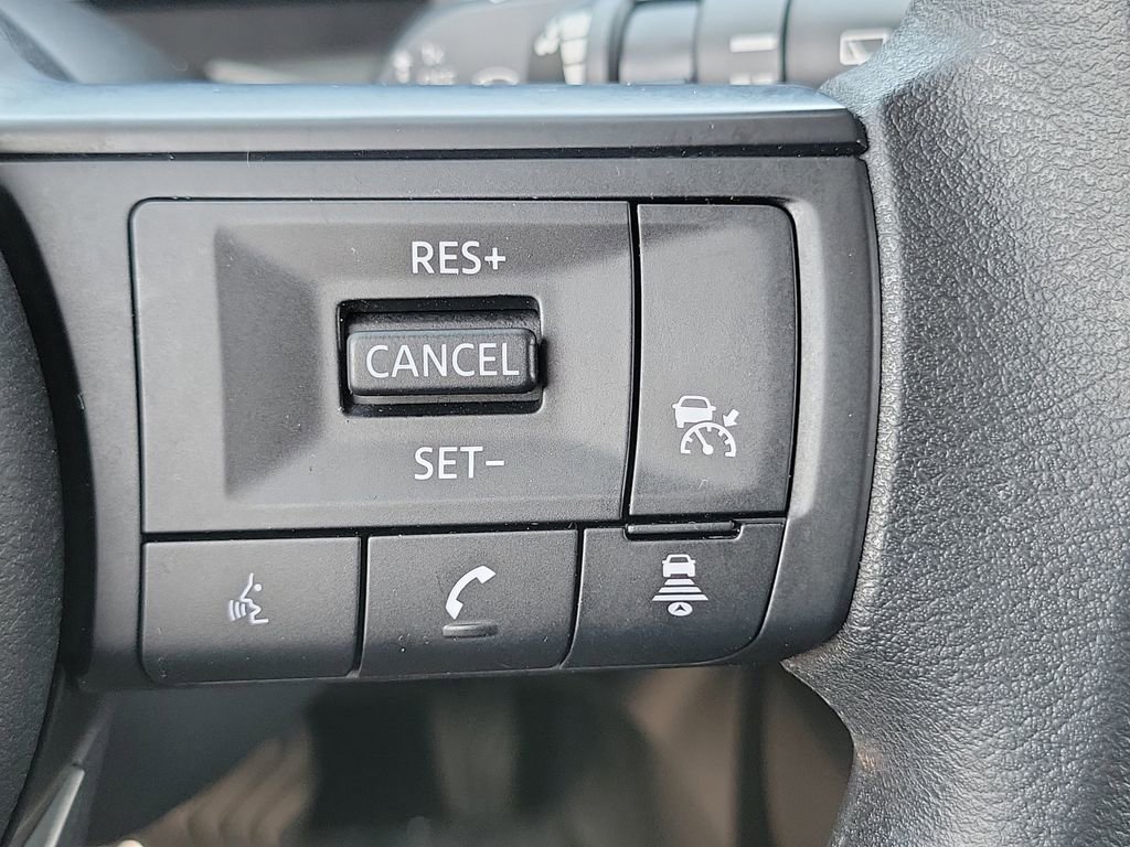 Certified 2025 Nissan Kicks S FWD image 6