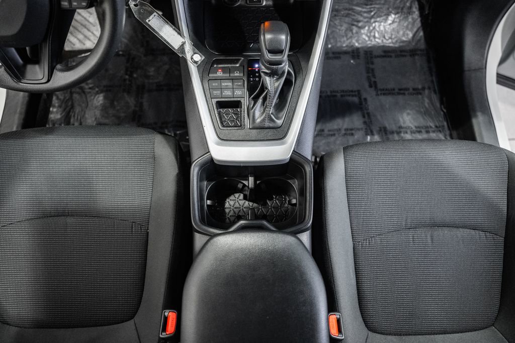 Used 2024 Toyota RAV4 LE image 25