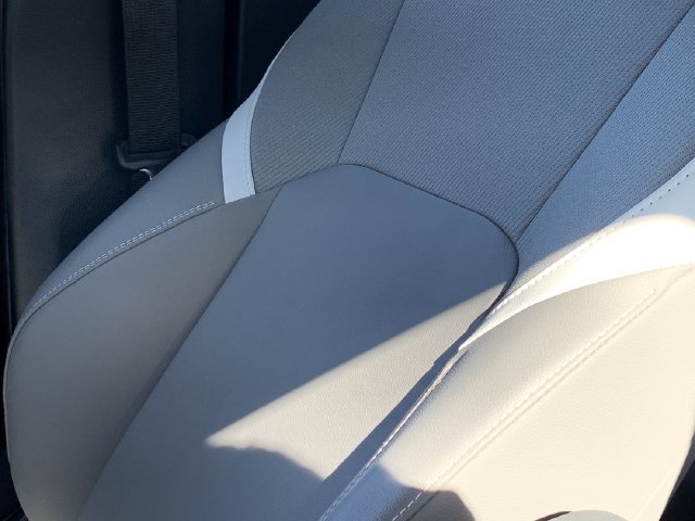 Used 2026 Toyota Camry SE FWD image 12