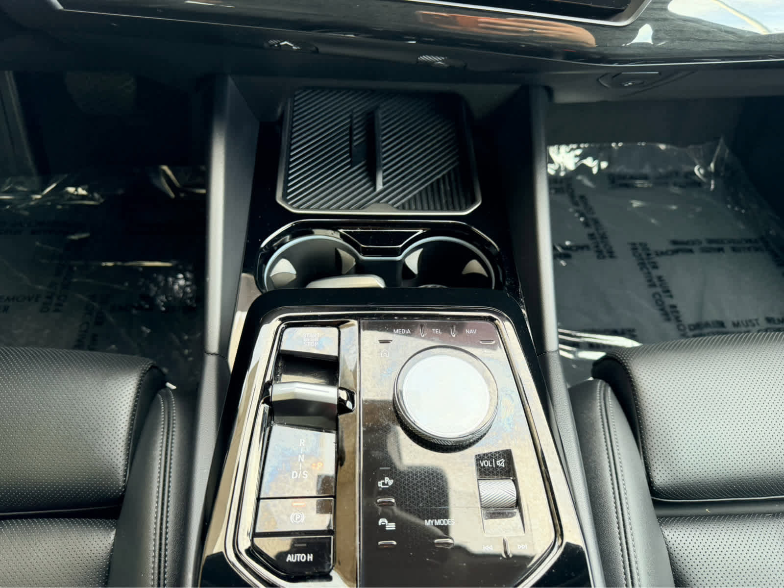 Used 2025 BMW 530i xDrive image 16