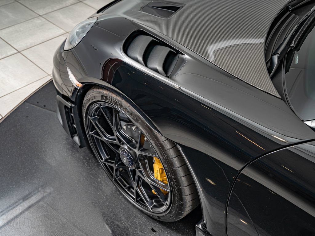 Certified 2024 Porsche 718 Cayman GT4 RS RWD image 25