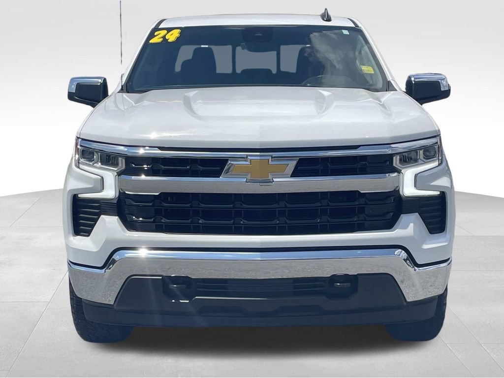 Used 2024 Chevrolet Silverado 1500 LT AWD/4WD image 9