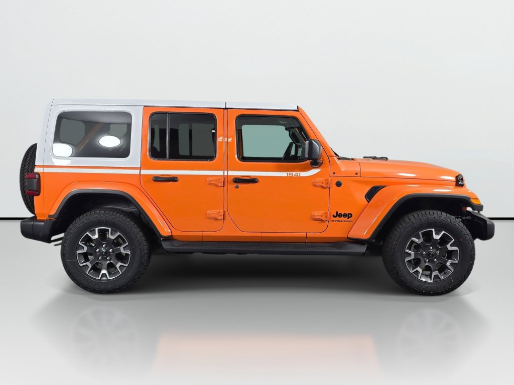 New 2026 Jeep Wrangler Unlimited Sahara w/ Whitecap Package AWD/4WD image 3