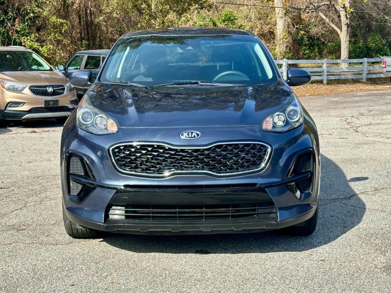 Used 2020 Kia Sportage LX FWD image 2