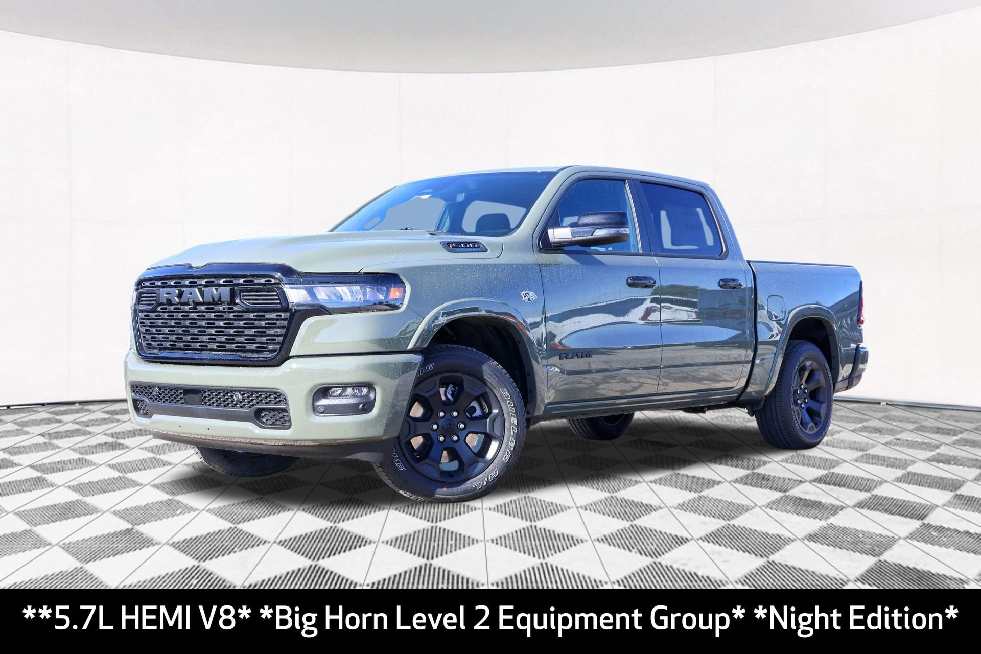 New 2026 RAM 1500 4x4 Crew Cab image 2