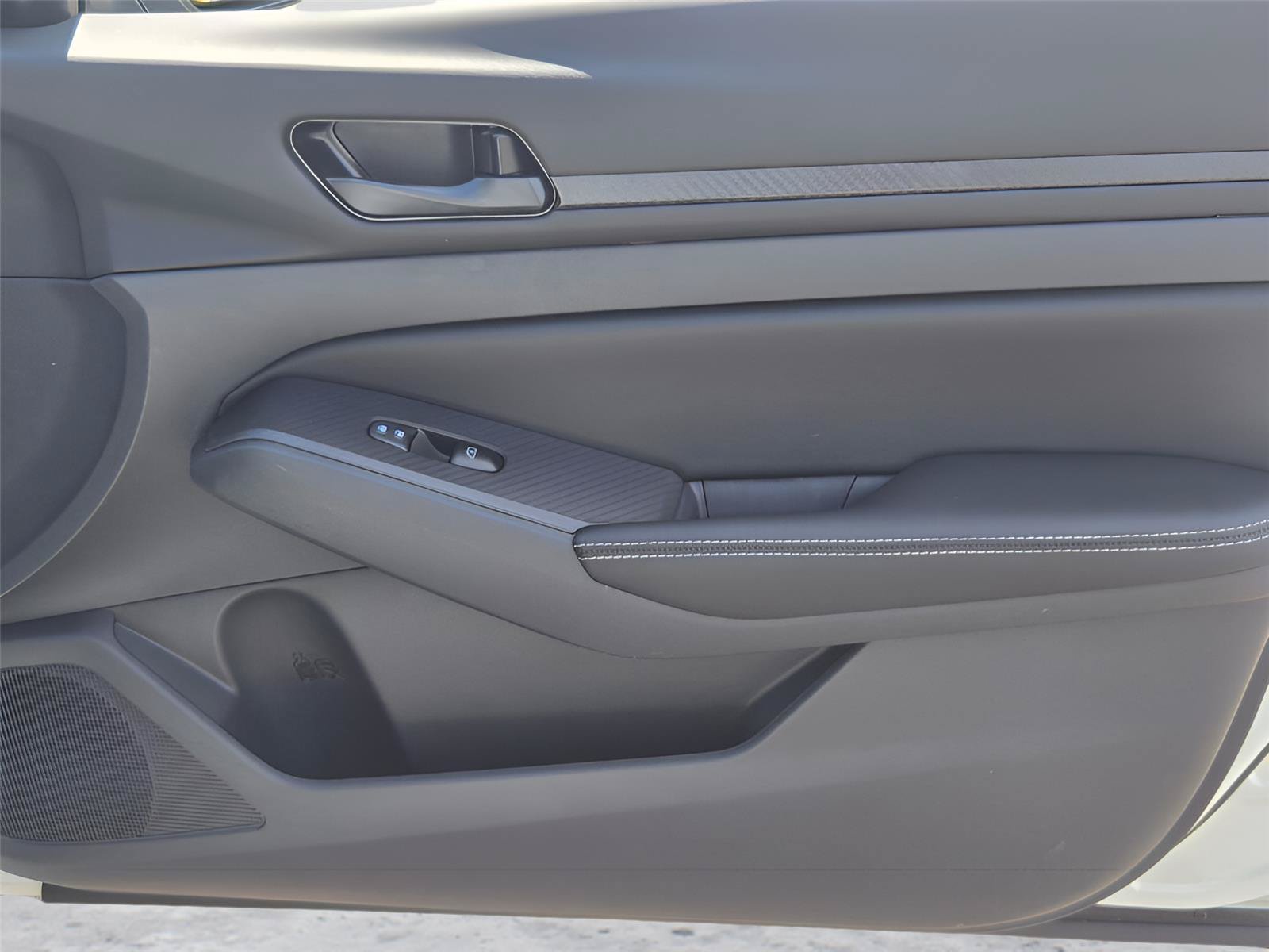 New 2026 Nissan Altima 2.5 SV AWD/4WD image 6