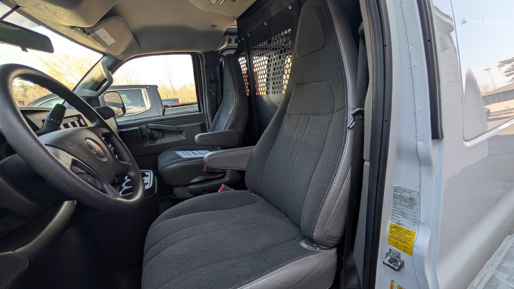 Used 2025 GMC Savana 2500 w/ Driver Convenience Package RWD image 13