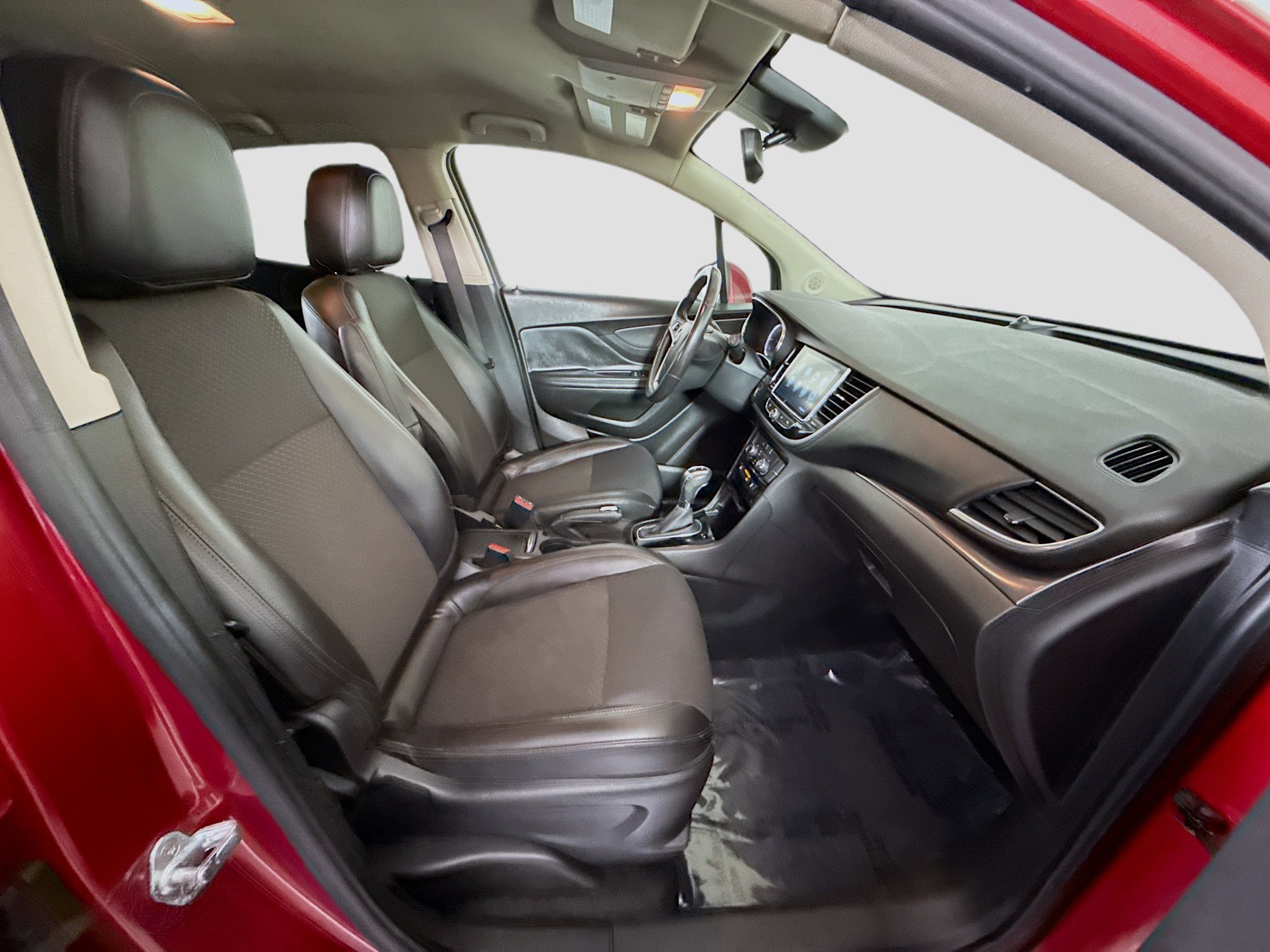 Used 2020 Buick Encore Sport Touring w/ Safety Package image 29