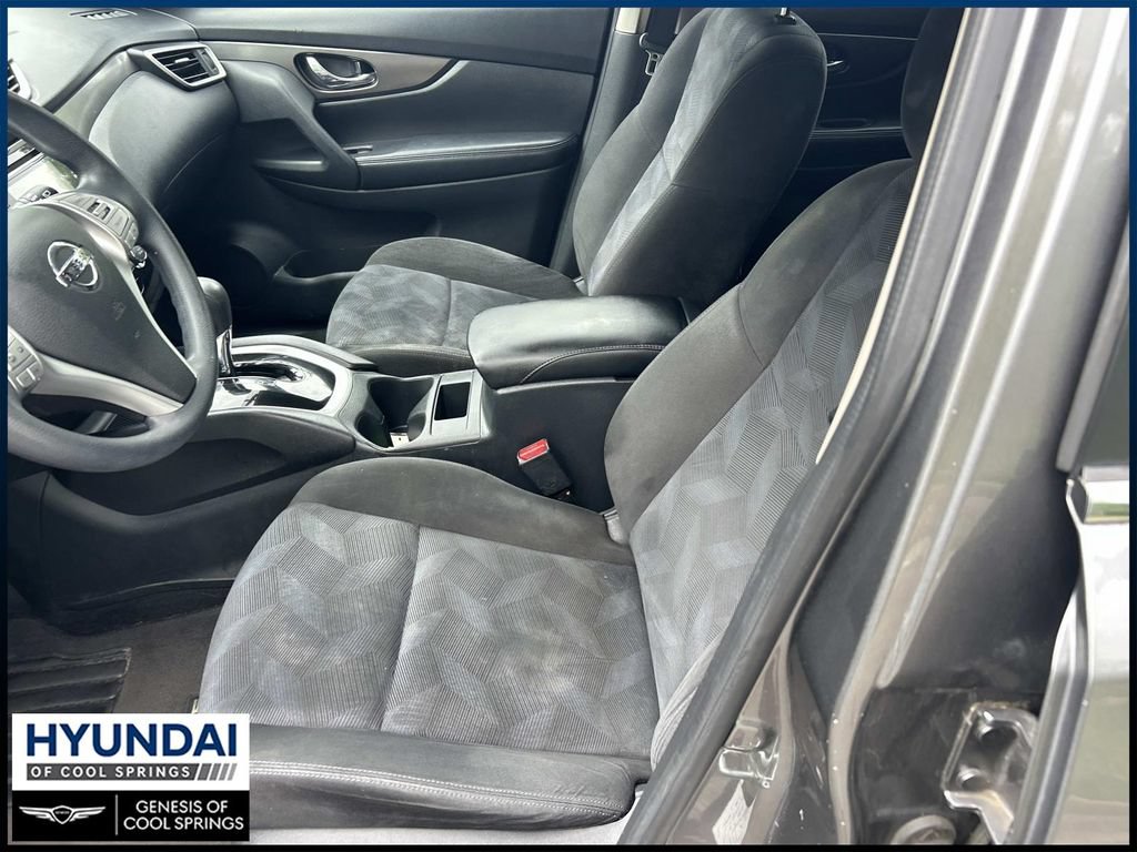 Used 2015 Nissan Rogue SV FWD image 15