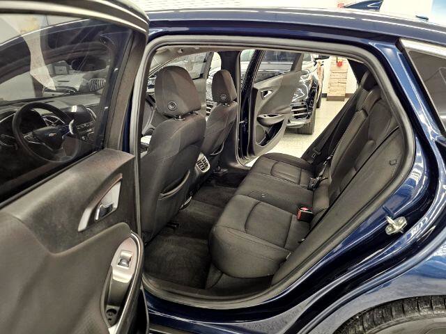 Used 2021 Chevrolet Malibu LT image 29