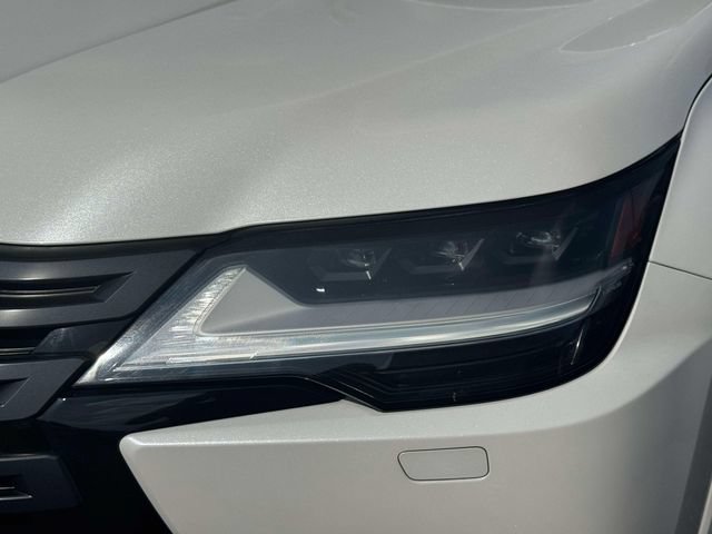 Used 2023 Lexus LX 600 4WD w/ Appearance Package image 11