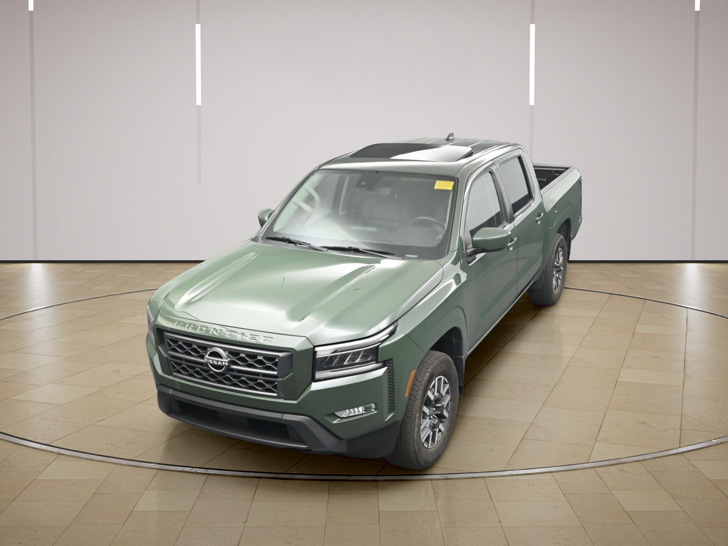 Certified 2024 Nissan Frontier SL w/ Technology Package AWD/4WD image 32